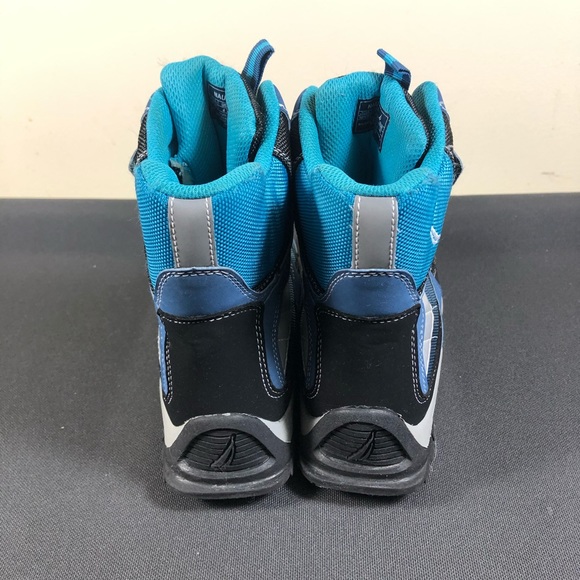 Nautica Boys Snow Boots. - Picture 3 of 5
